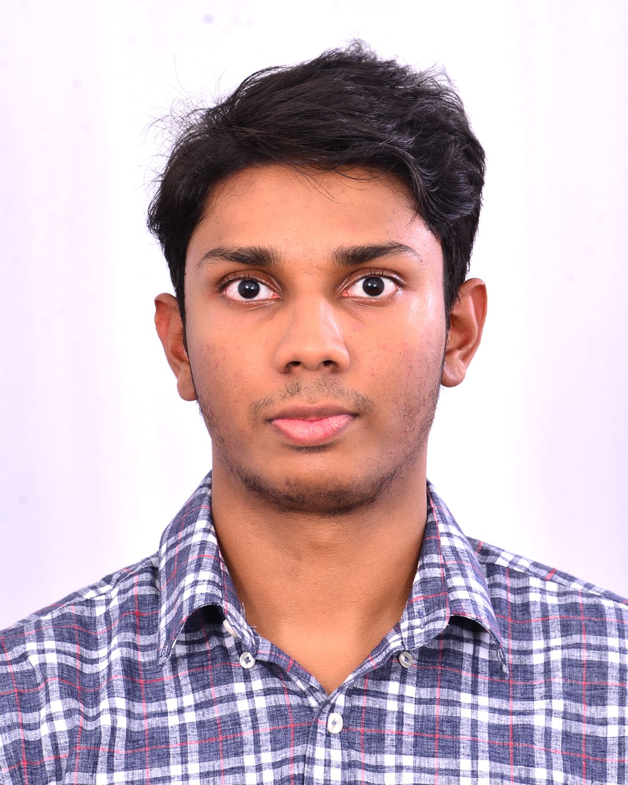 Testimonial portrait 11